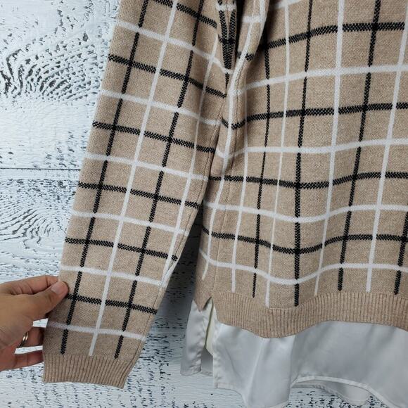 Tahari Women’s Long Sleeve Plaid Layered Tan Sweater Size Medium Preppy - Picture 3 of 10